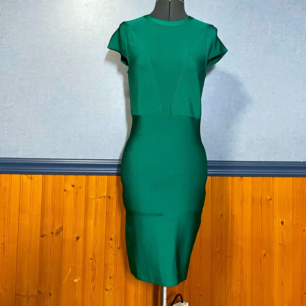 NWT Bebe green dress